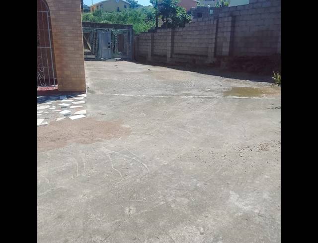 3 BEDROOM HOUSE FOR SALE IN UMLAZI Z